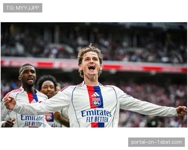 实时:马赛vs里昂,主队前锋因暴力行为被直接红牌罚下 实时:马赛vs里昂,主队前锋因暴力行为被直接红牌罚下